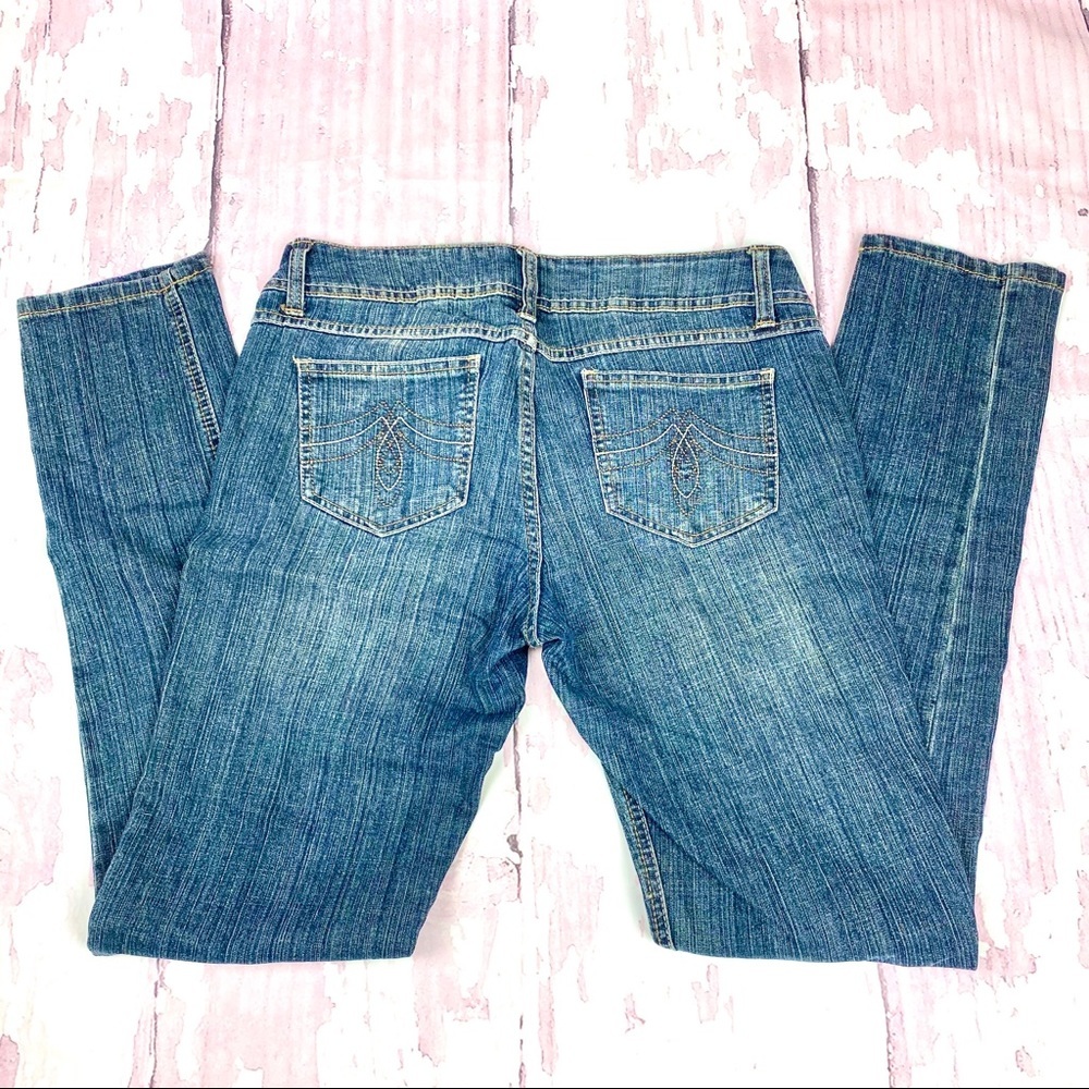 SO Skinny Jeans - Picture 2 of 3